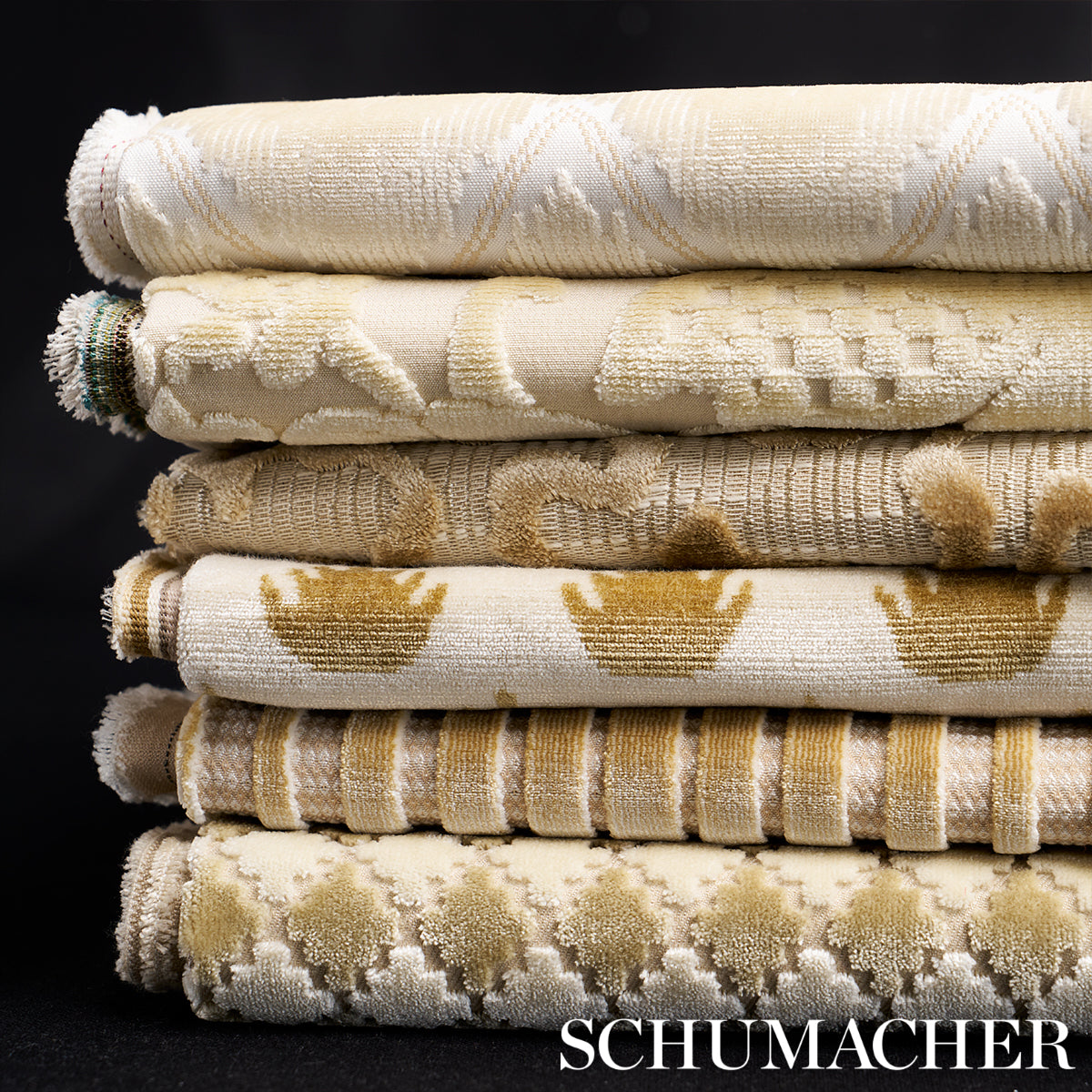 CORONATION-VELVET-CAMEL-SCHUMACHER-82981 - Schumacher Fabric