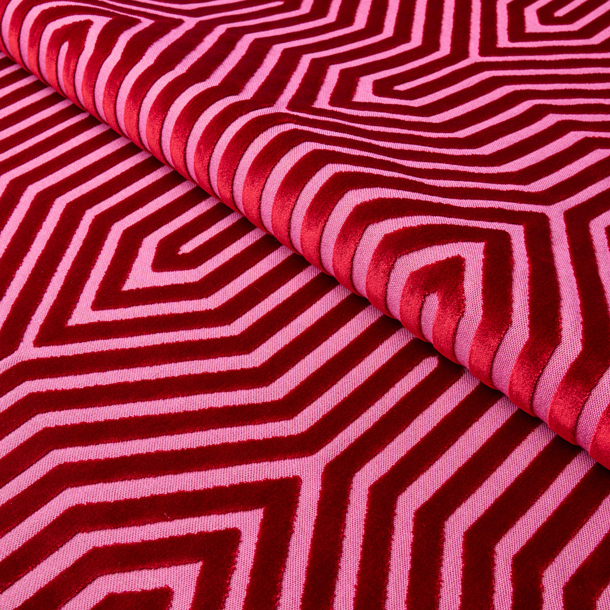 VANDERBILT-VELVET-FUCHSIA-SCHUMACHER-83001 - Schumacher Fabric
