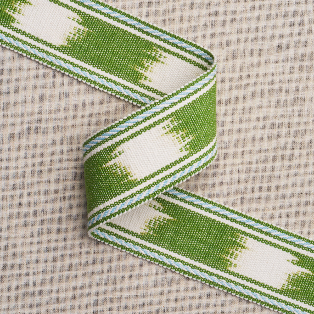 BANYAN-TAPE-NARROW-LEAF-SCHUMACHER-83242 - Schumacher Trim