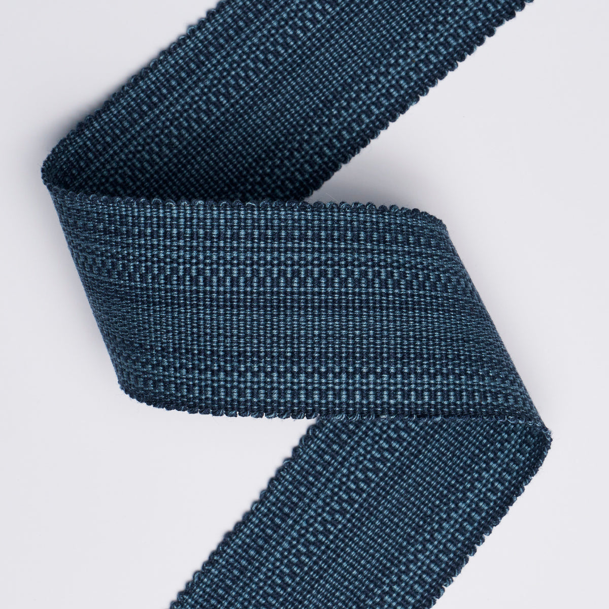 COTTON-STRI-TAPE-WIDE-INDIGO-SCHUMACHER-83962 - Schumacher Trim