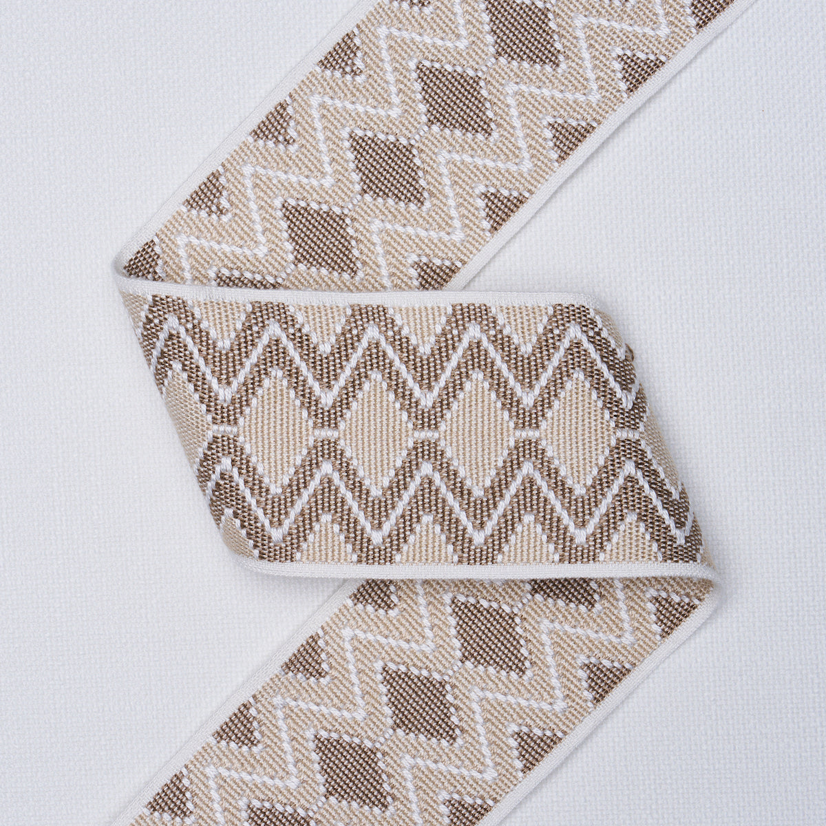 PINULA-TAPE-OYSTER-SCHUMACHER-84103 - Schumacher Trim