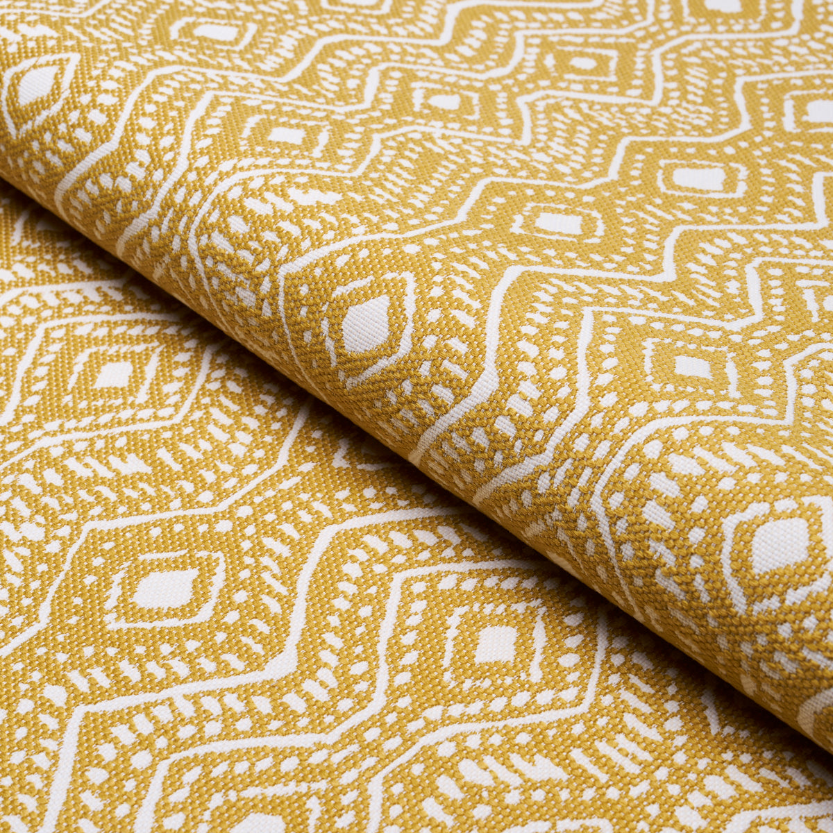 COLMA-INDOOR-OUTDOOR-MARIGOLD-SCHUMACHER-84240 - Schumacher Tela