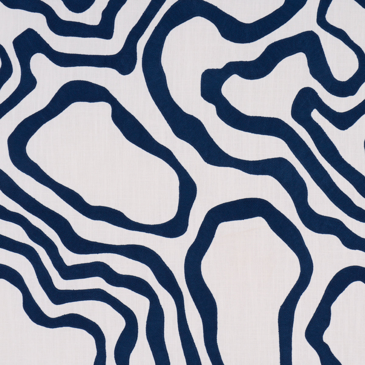 DEFEO-EMBROIDERY-INDIGO-SCHUMACHER-84432 - Schumacher Tela
