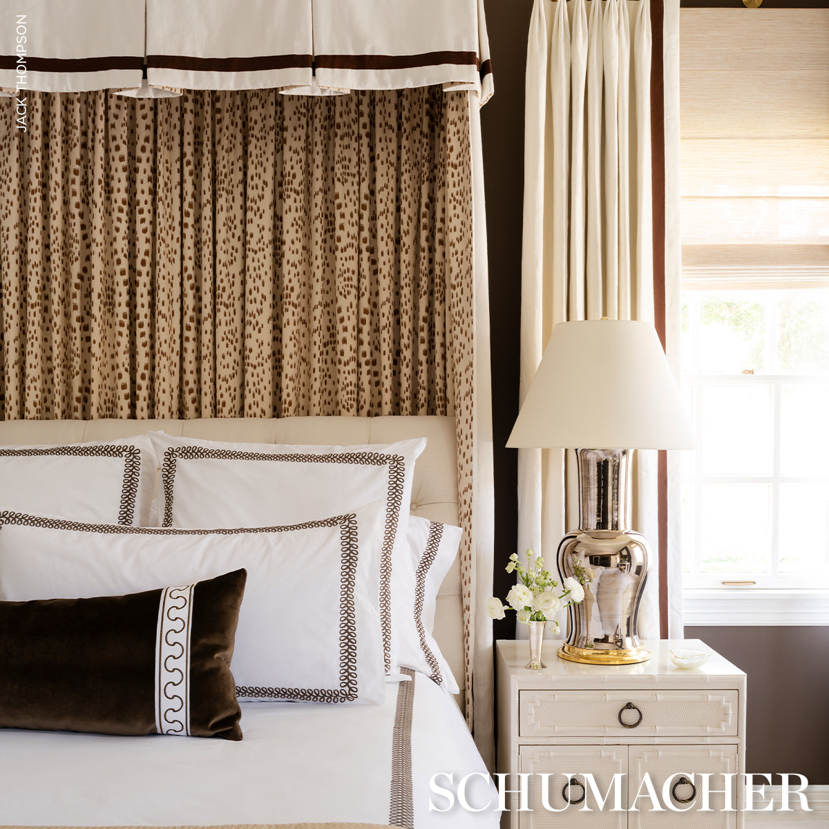 GRENELLE-TAUPE-SCHUMACHER-84560 - Schumacher Trim