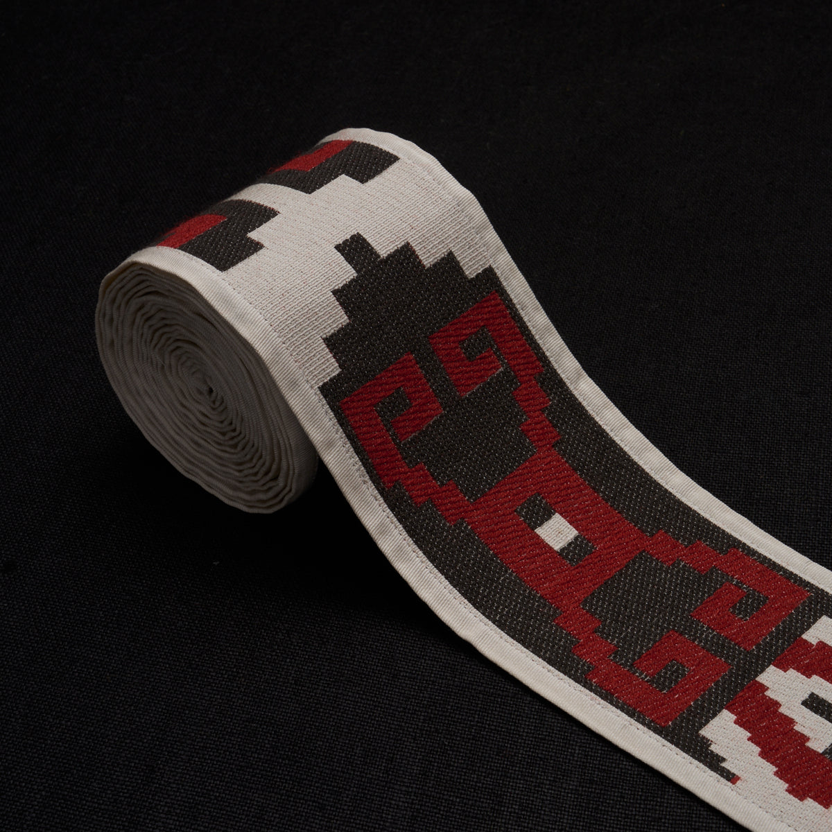 STORM-PATTERN-TAPE-RED-SCHUMACHER-87042 - Schumacher Recortar