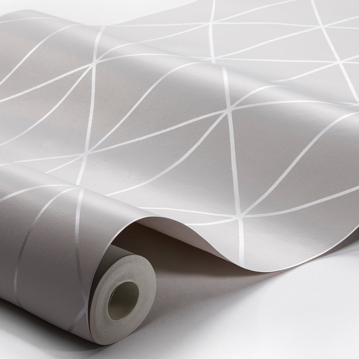 Diamonds - Grey And Silver - Schumacher 8807 Wallpaper - Schumacher Wallpaper