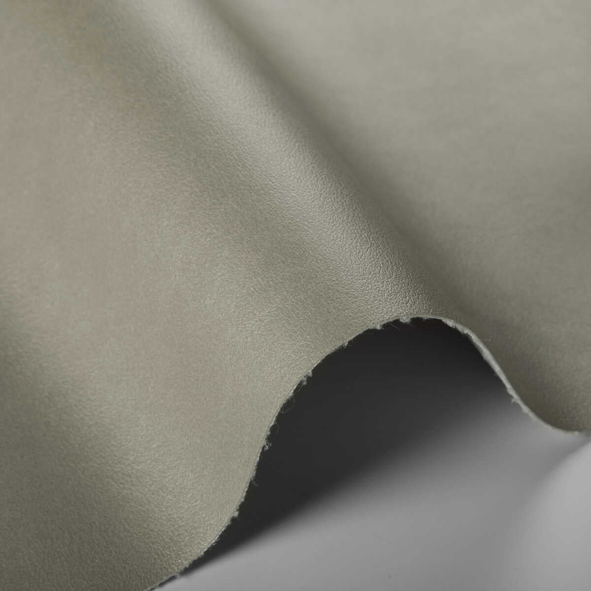 Agatha - Mica - KRAVET CONTRACT Fabric