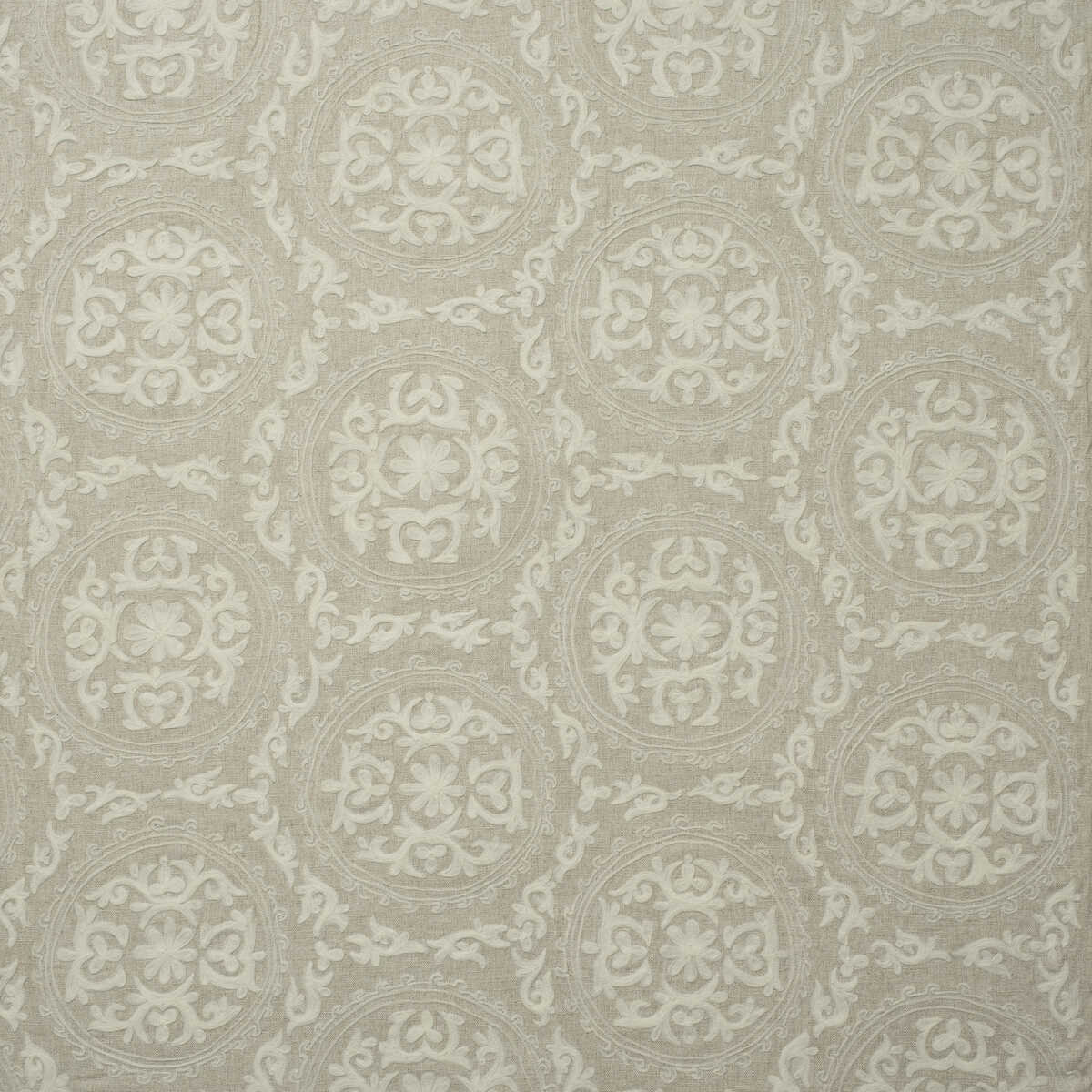 Yurt - Ivory - KRAVET COUTURE Tela