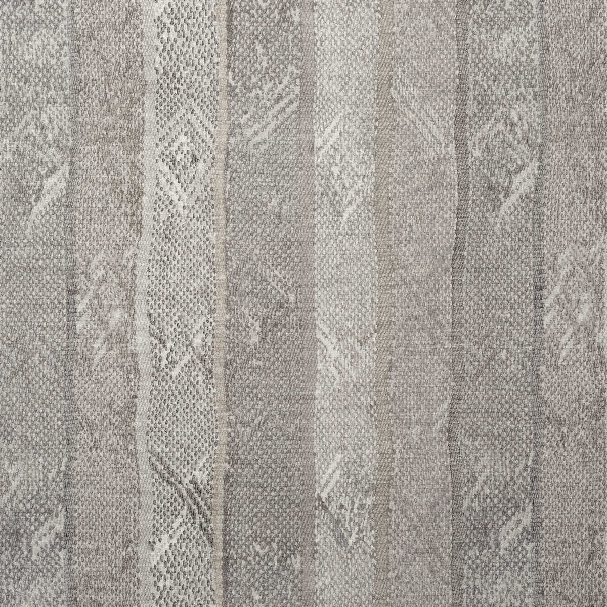 Isthmus - Smoke - KRAVET COUTURE Fabric
