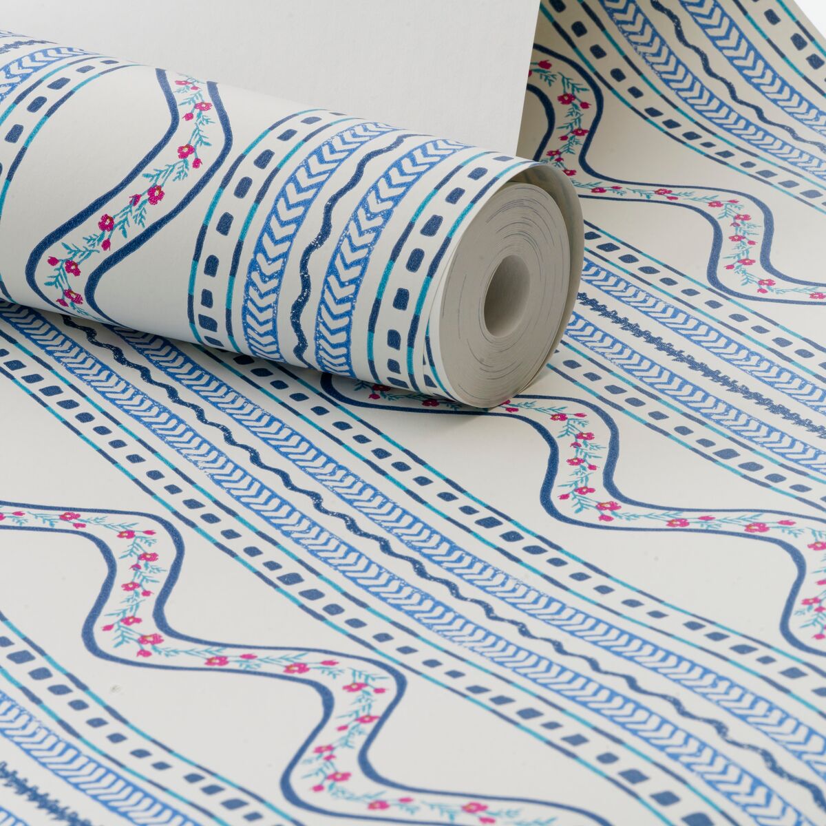 Flow Wp - River - Kravet Couture Wallpaper