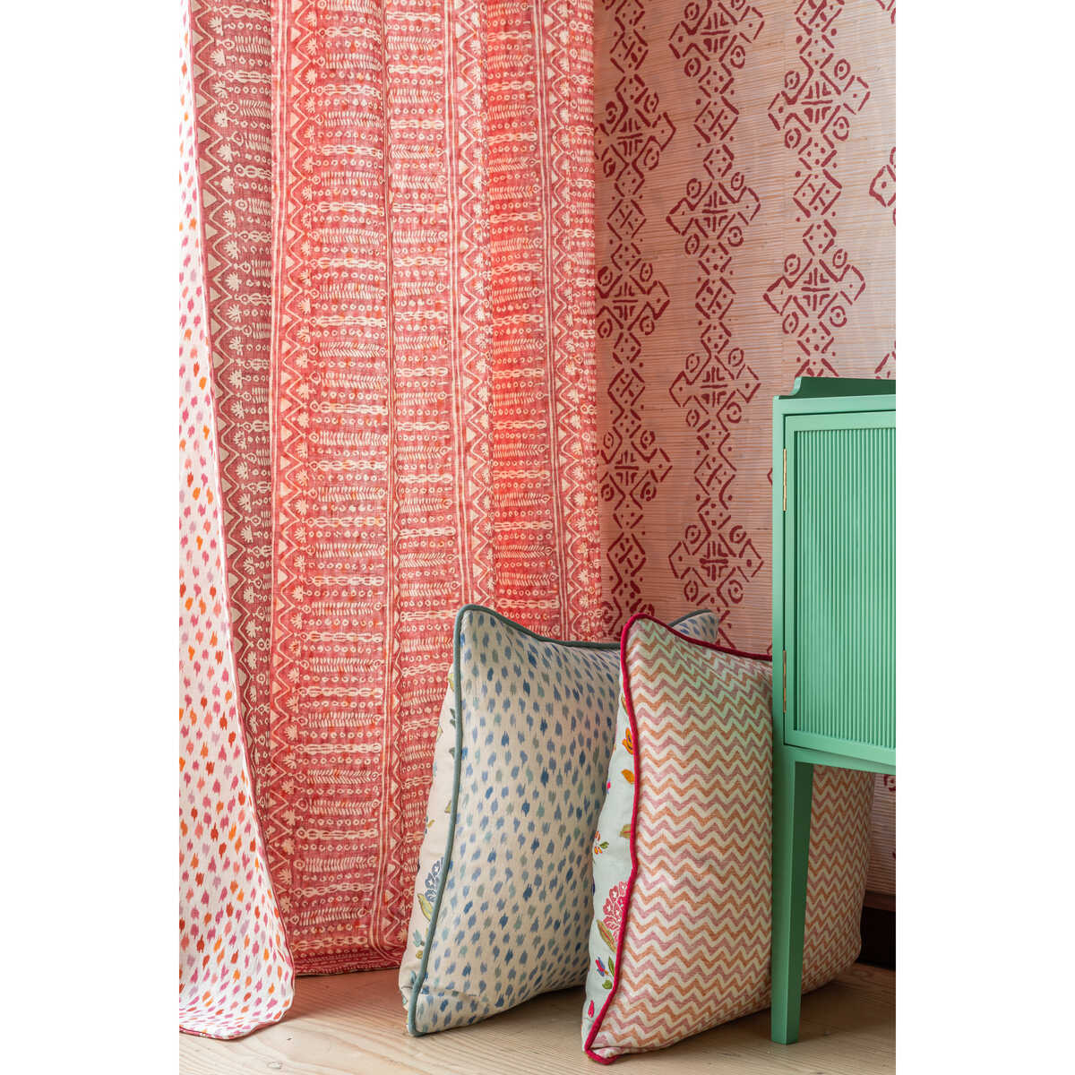 Abingdon - Red - LEE JOFA Fabric