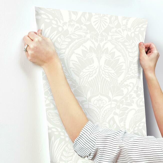 egret-damask-wallpaper-neutral-white-york-wallcoverings-bw3932