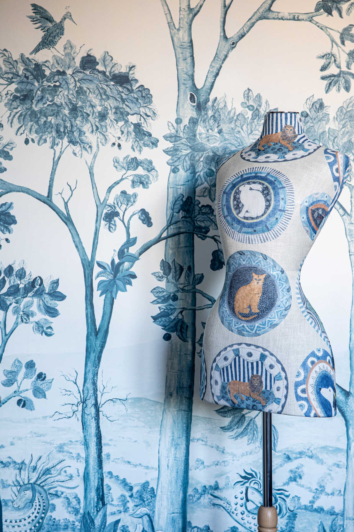 Tall Trees - Delft Blue - G P & J BAKER Wallpaper