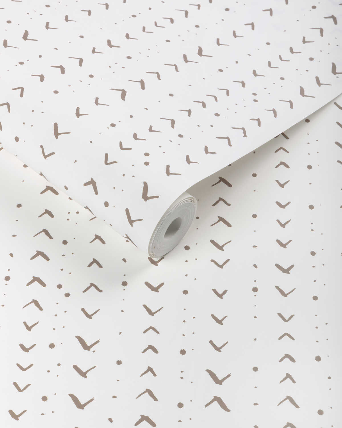 Titik Wp - Sable - CAROLINE CECIL TEXTILES Wallpaper
