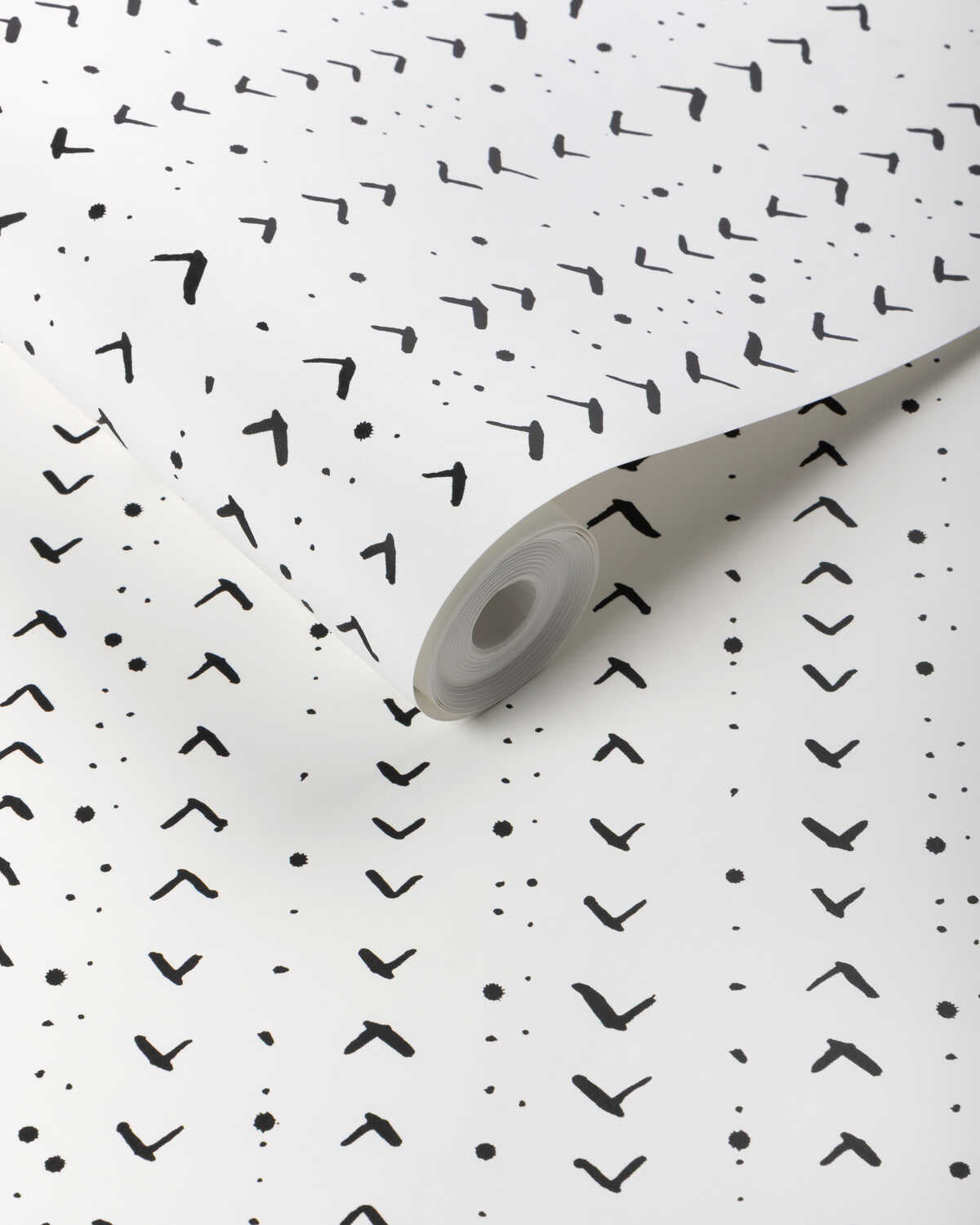 Titik Wp - Black - CAROLINE CECIL TEXTILES Wallpaper
