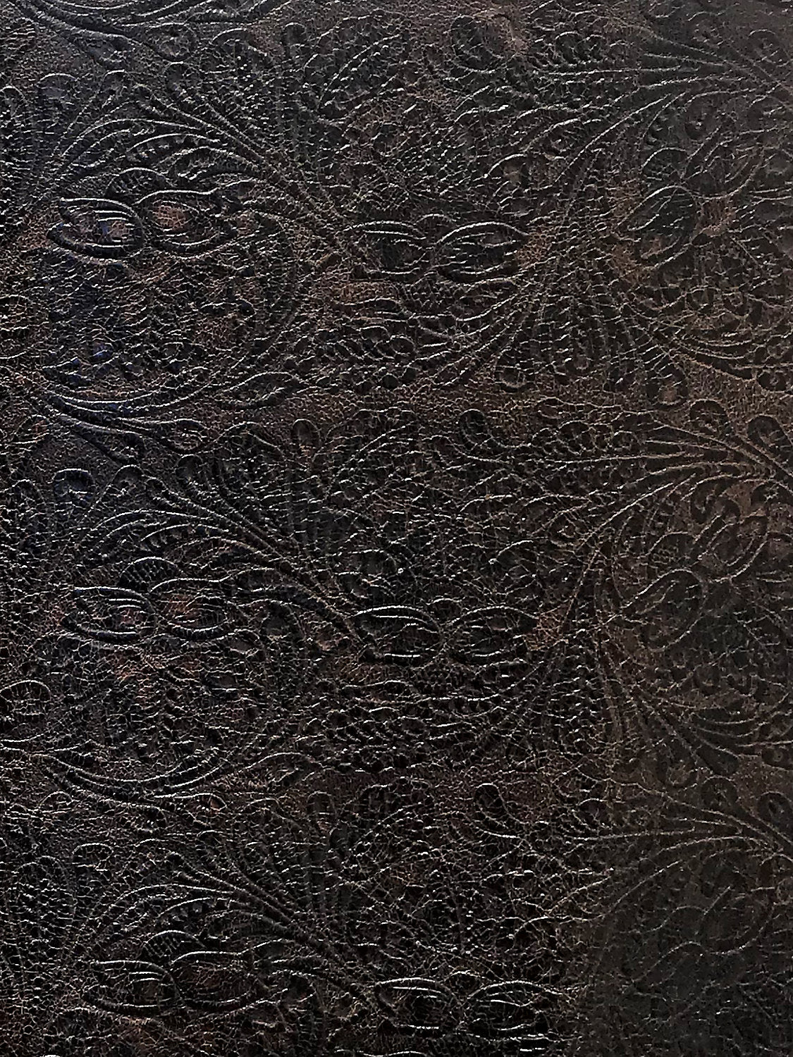 Motiv Pragung 24 - Sepia - Scalamandre Fabric