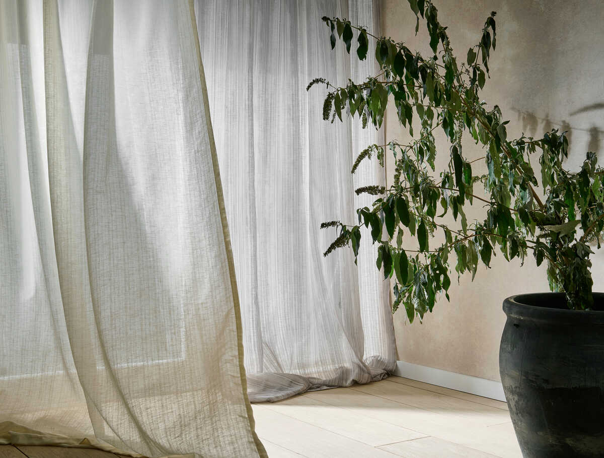 Rapello - Linen - CLARKE AND CLARKE Fabric
