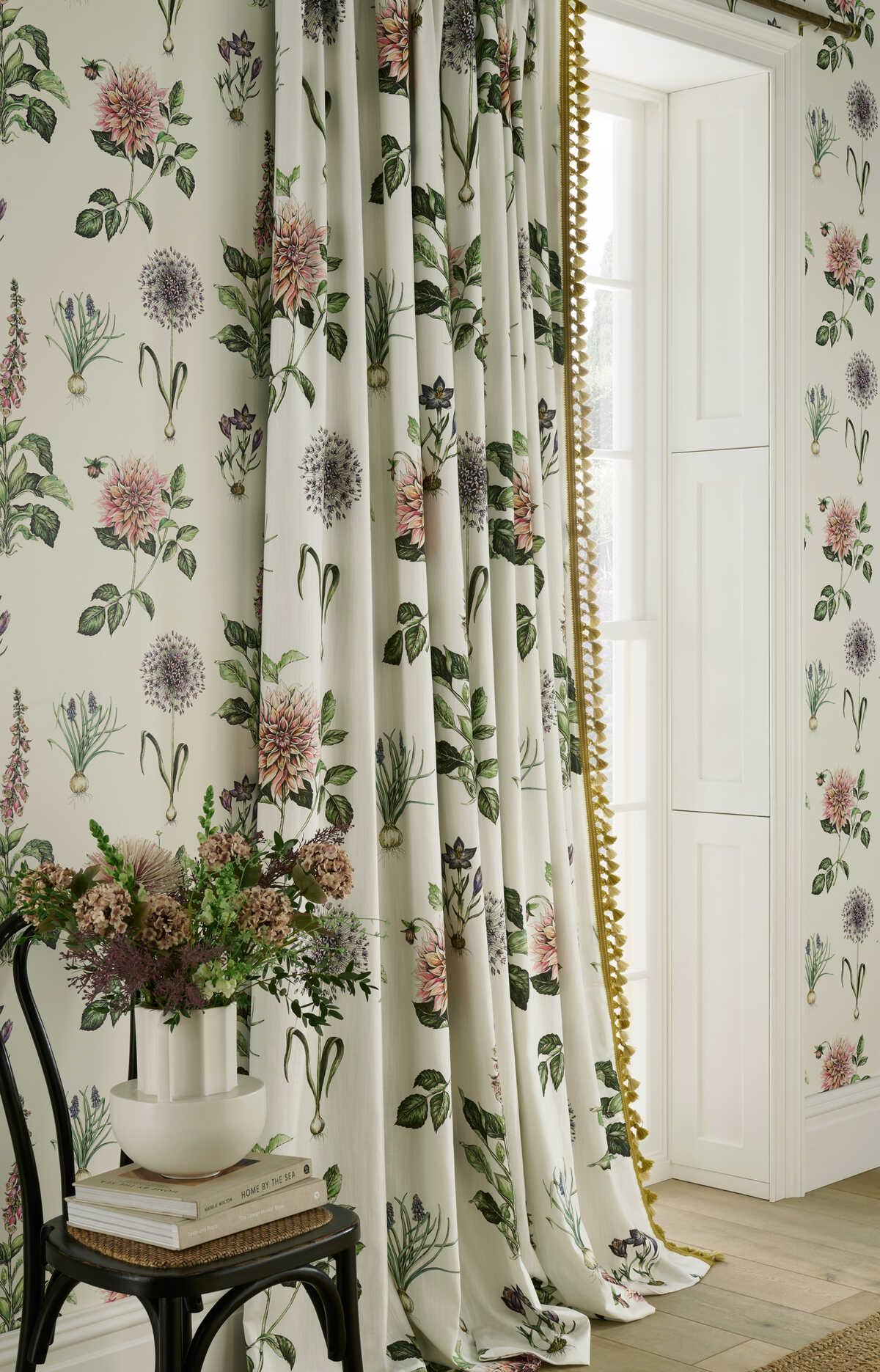 Roseraie - Summer - CLARKE AND CLARKE Fabric