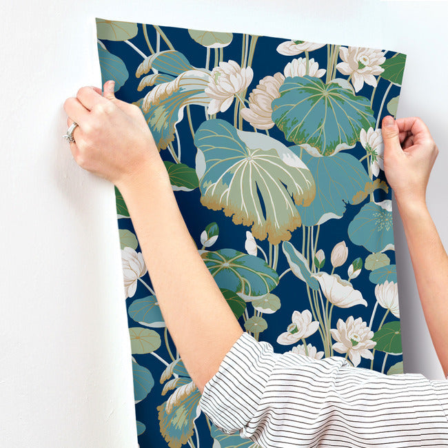 lotus-pond-wallpaper-indigo-gold-york-wallcoverings-go8295