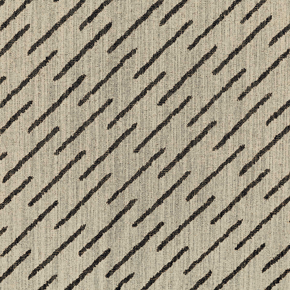 Esker Weave - Ebony/Ivory - LEE JOFA MODERN Fabric