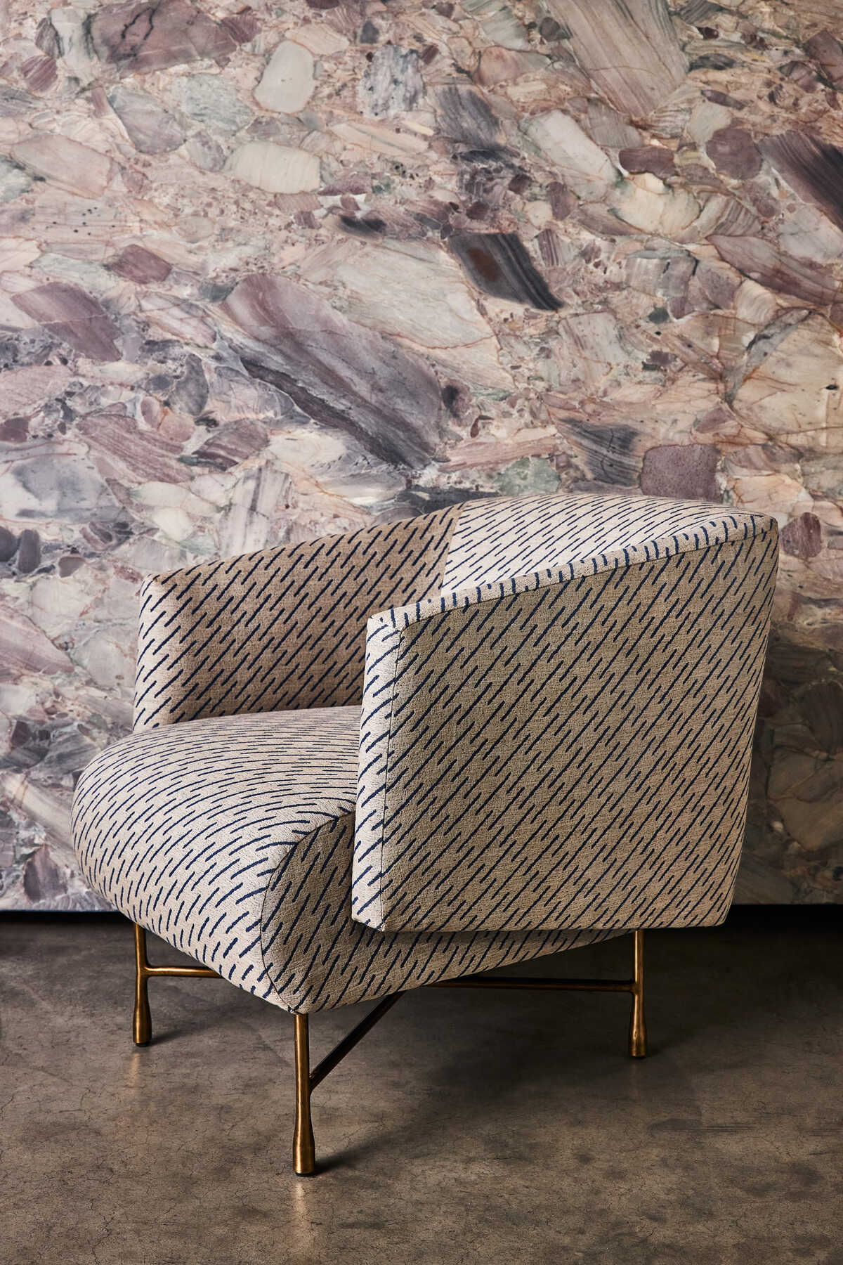 Esker Weave - Ebony/Ivory - LEE JOFA MODERN Fabric