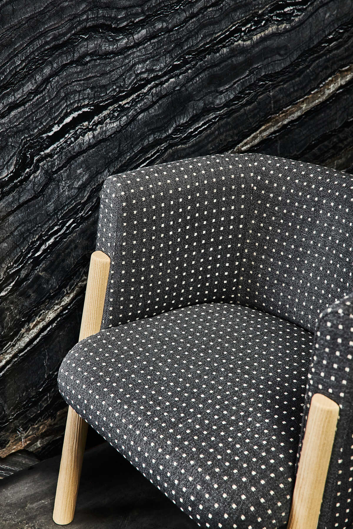 Tellus - Obsidian - LEE JOFA MODERN Fabric