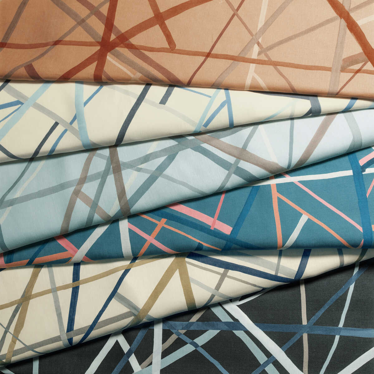 Simpatico Print - Cinder - LEE JOFA MODERN Fabric