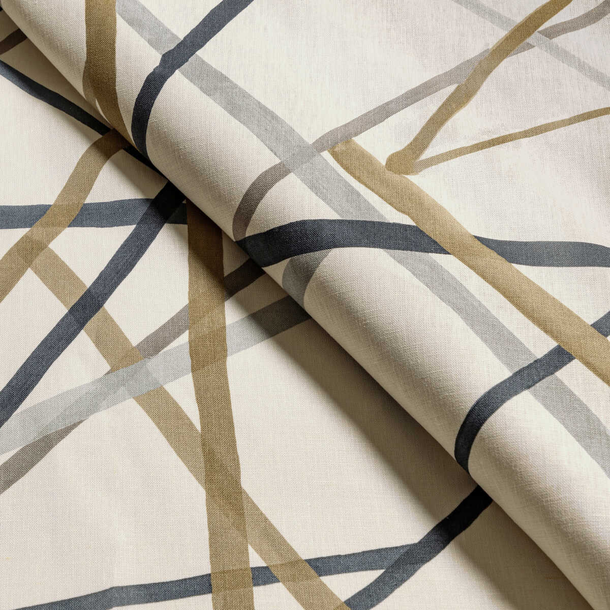 Simpatico Print - Sand - LEE JOFA MODERN Fabric