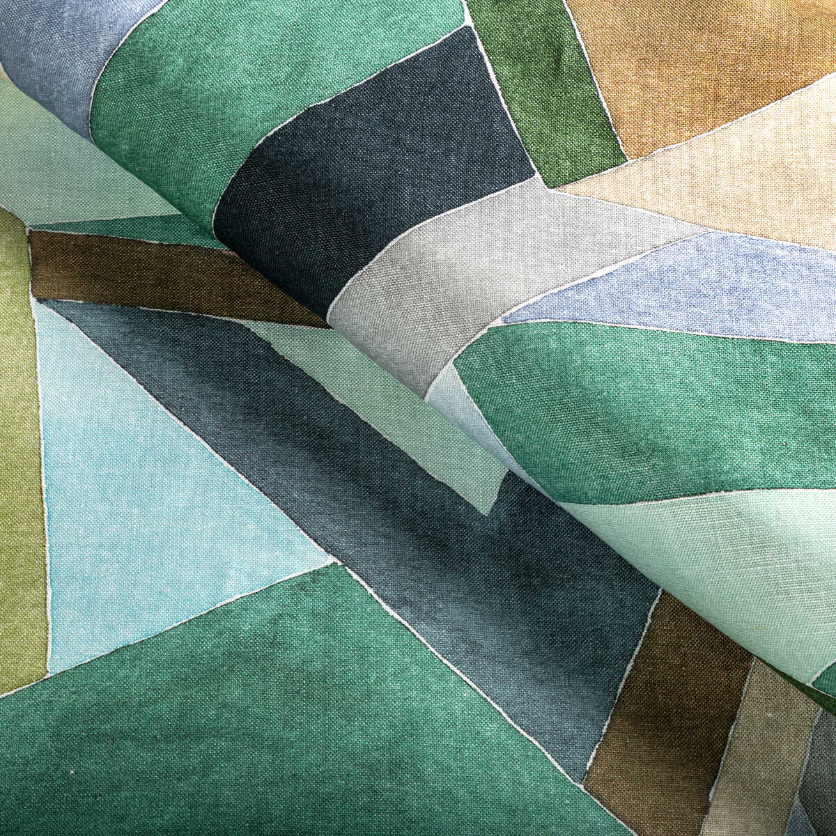Roulade Print - Juniper/Buff - LEE JOFA MODERN Fabric