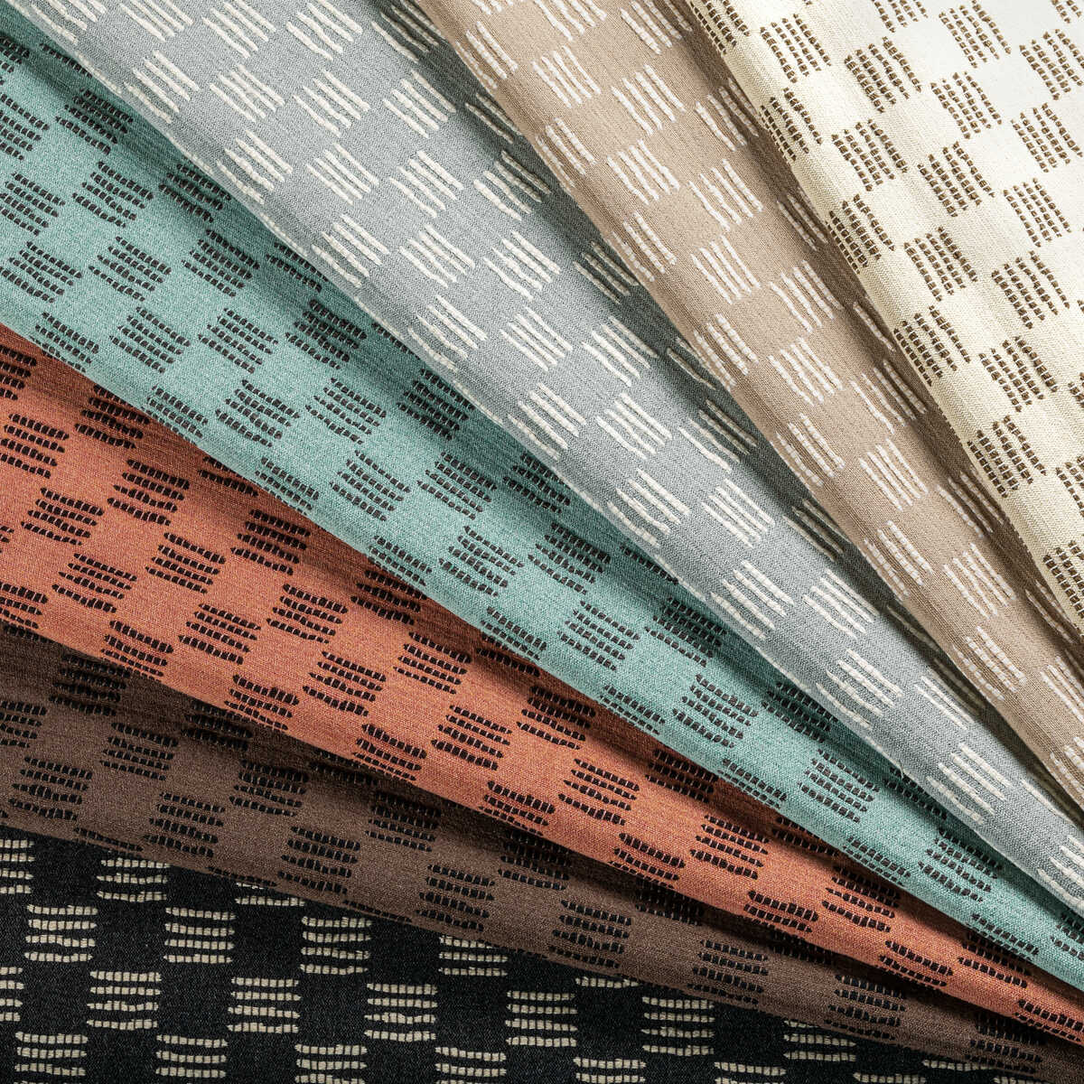 Stroll - Sand - LEE JOFA MODERN Fabric