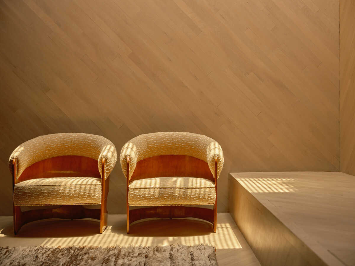 Slew - Glow - LEE JOFA MODERN Fabric