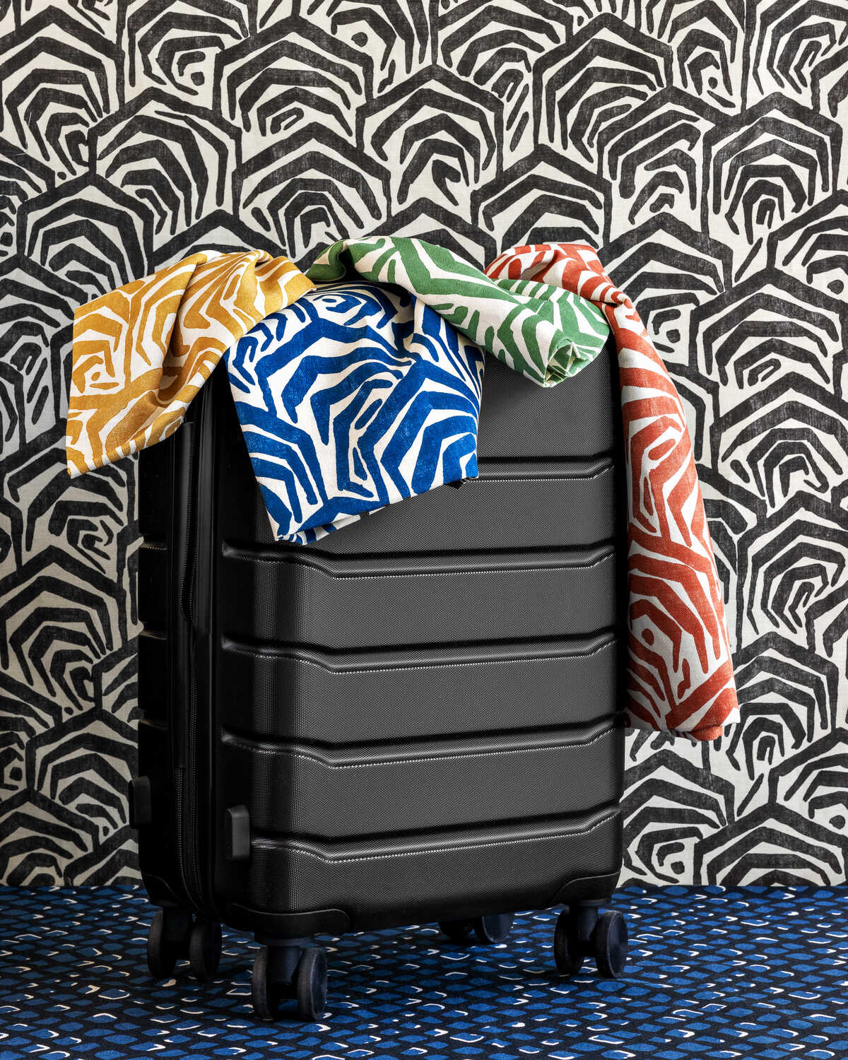 Greene Print - Gold - LEE JOFA MODERN Fabric