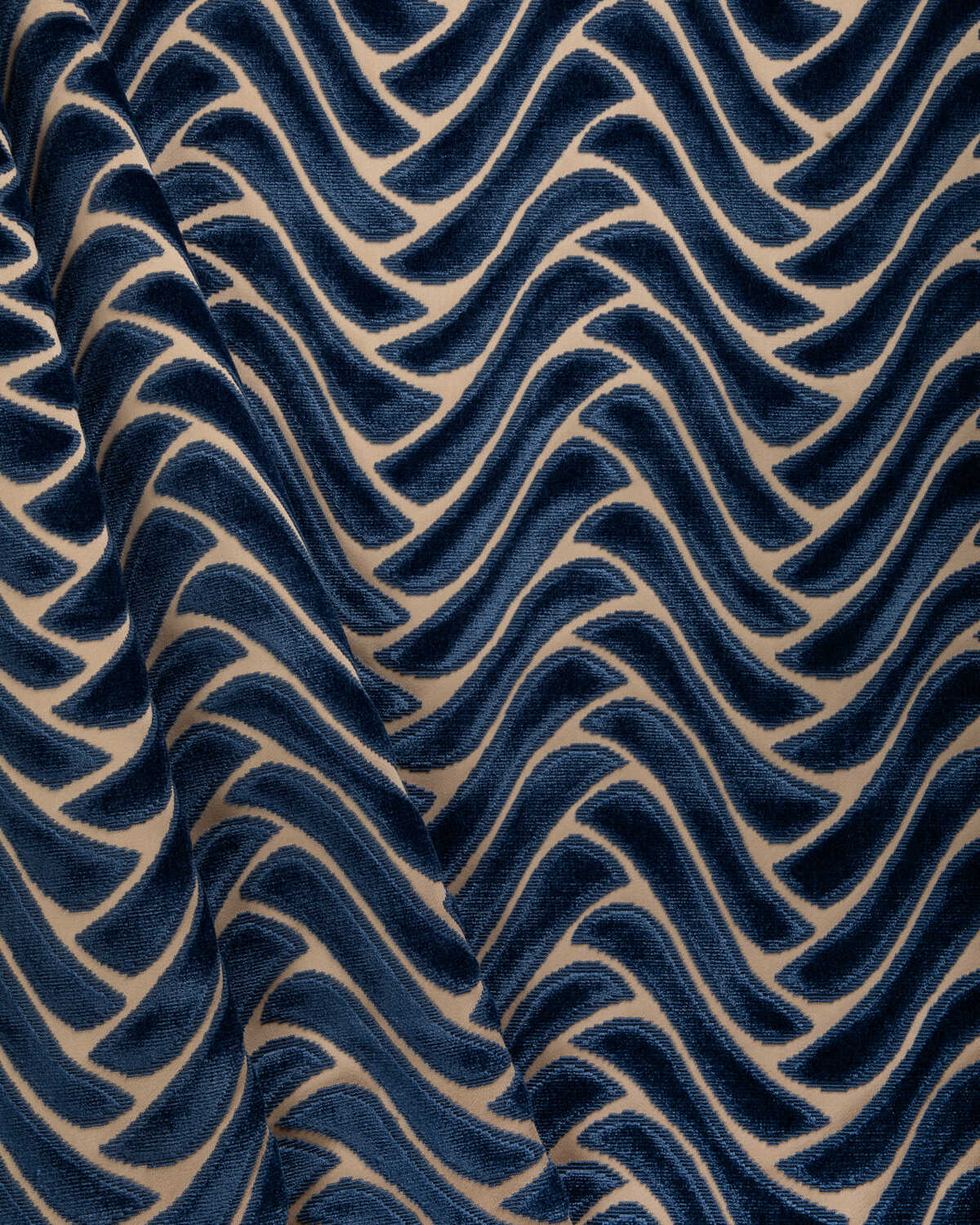 Crosby Velvet - Royal - LEE JOFA MODERN Fabric