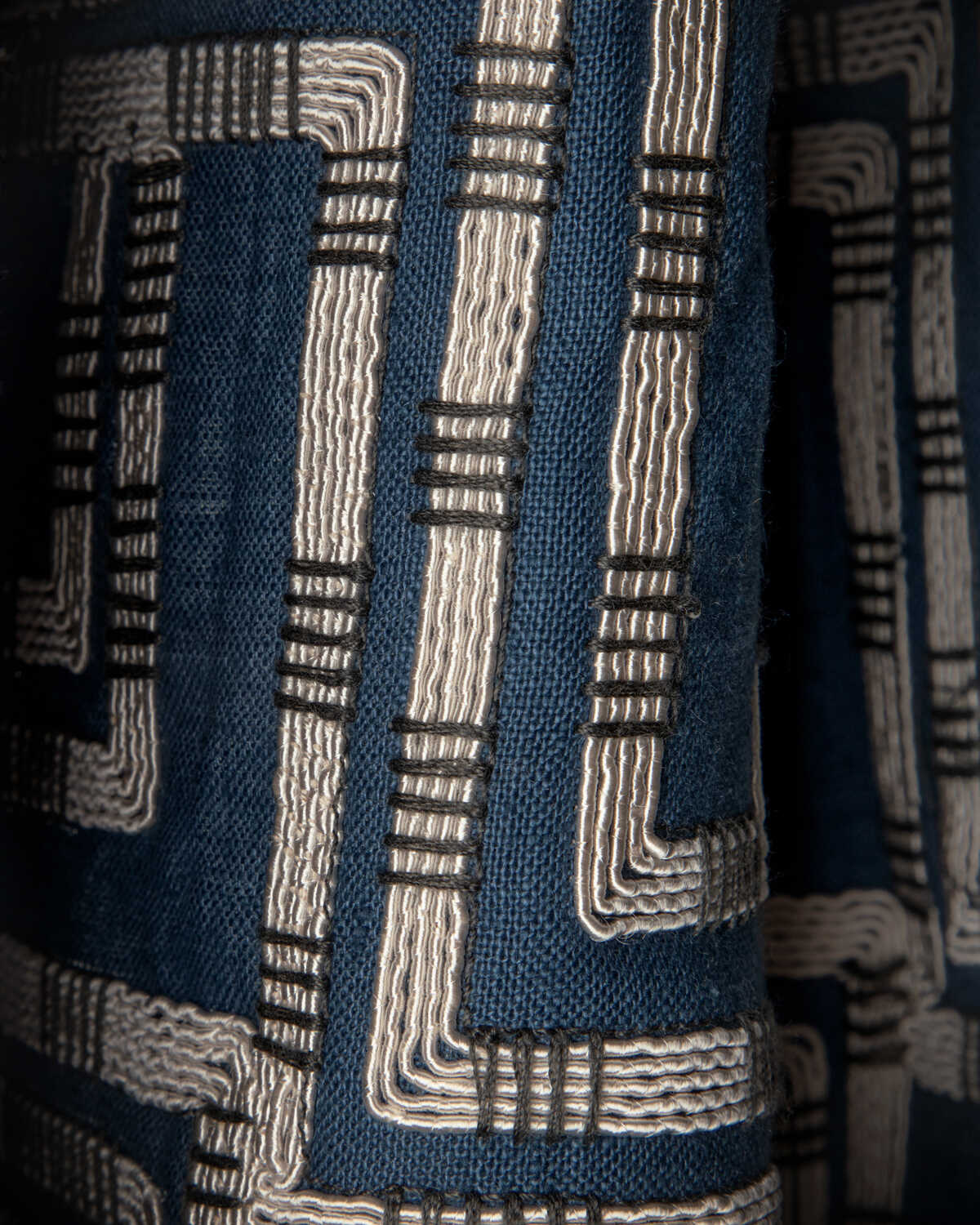 Circuit Emb - Azure - LEE JOFA MODERN Fabric