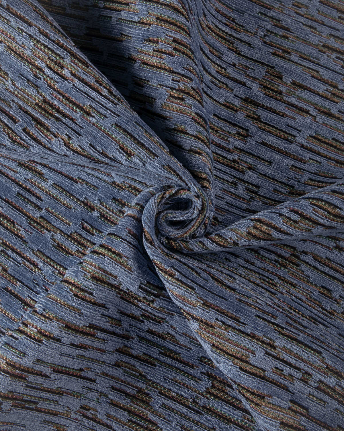 Gaia Velvet - Lapis - LEE JOFA MODERN Fabric