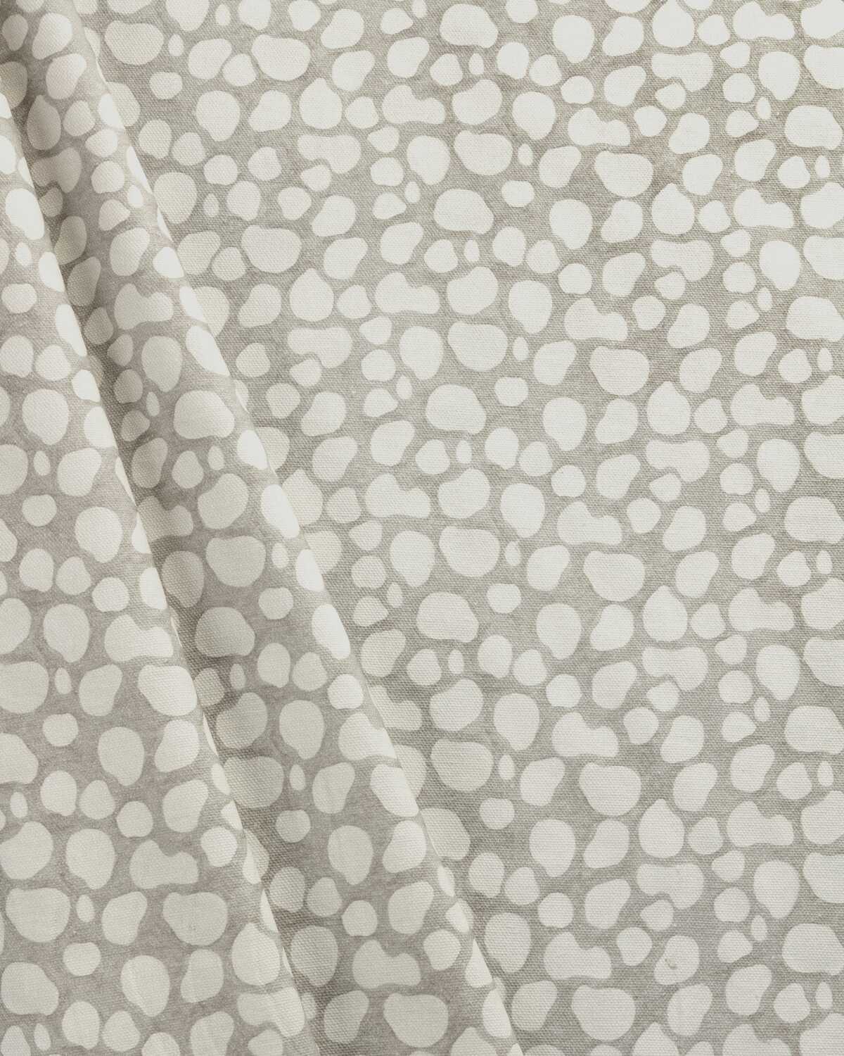 Pebblis - Moonbeam - LEE JOFA MODERN Fabric