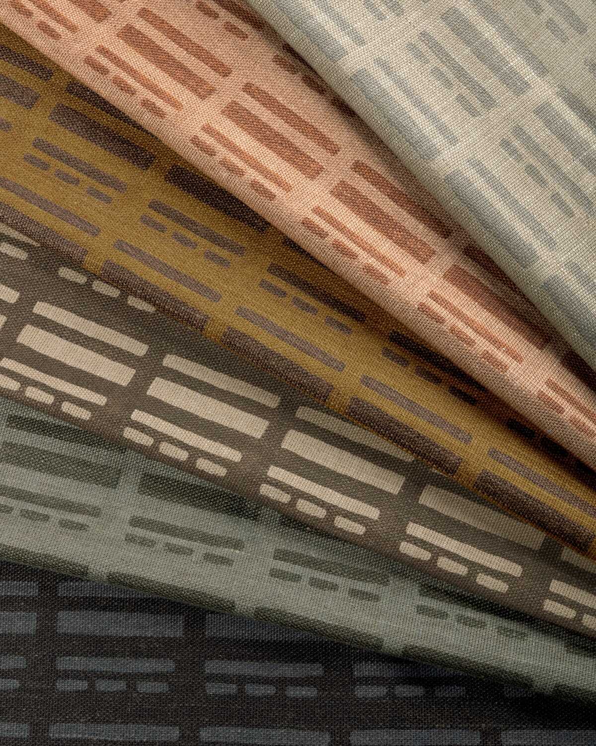 Sift - Blush - LEE JOFA MODERN Fabric