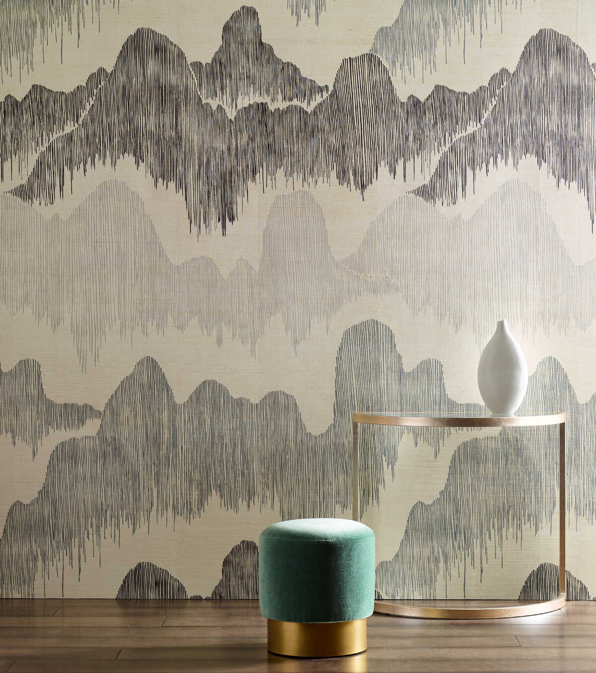 Cascadia Paper - Noir - LEE JOFA MODERN Wallpaper