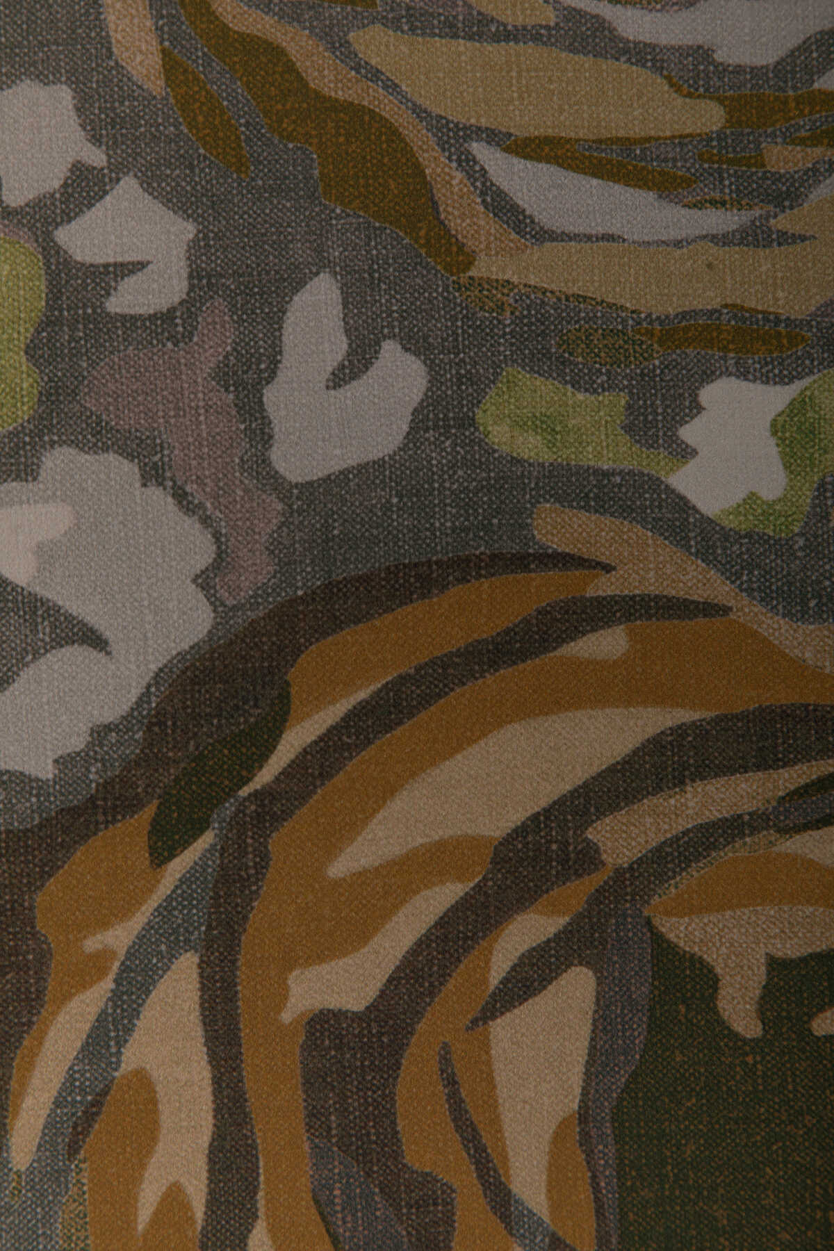 Orchard Paper - Pebble/Coin - LEE JOFA MODERN Wallpaper