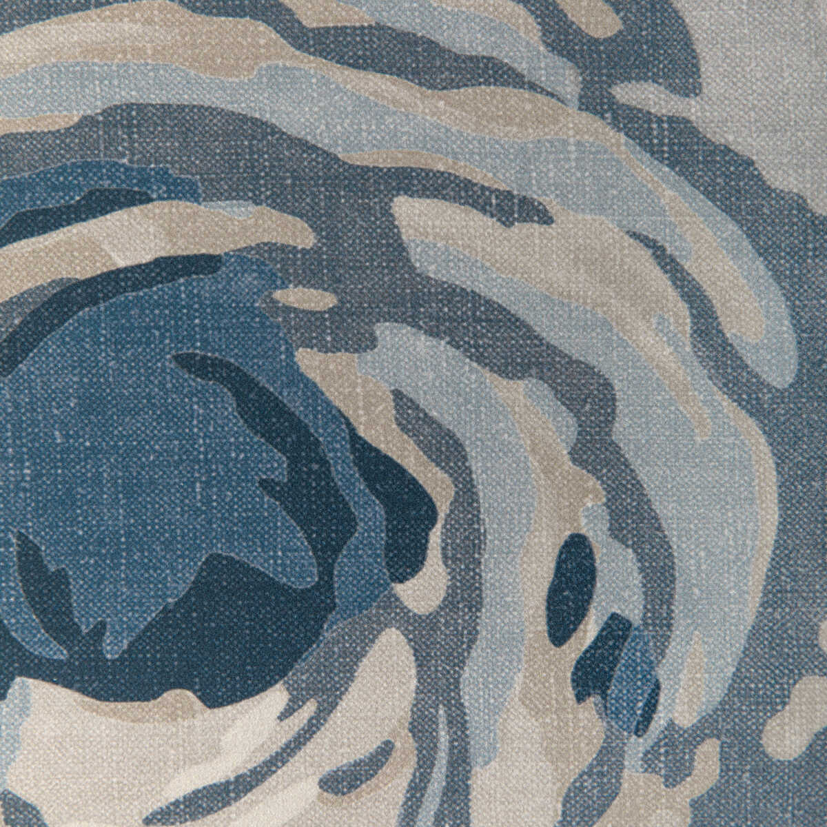 Orchard Paper - Blue/Denim - LEE JOFA MODERN Wallpaper