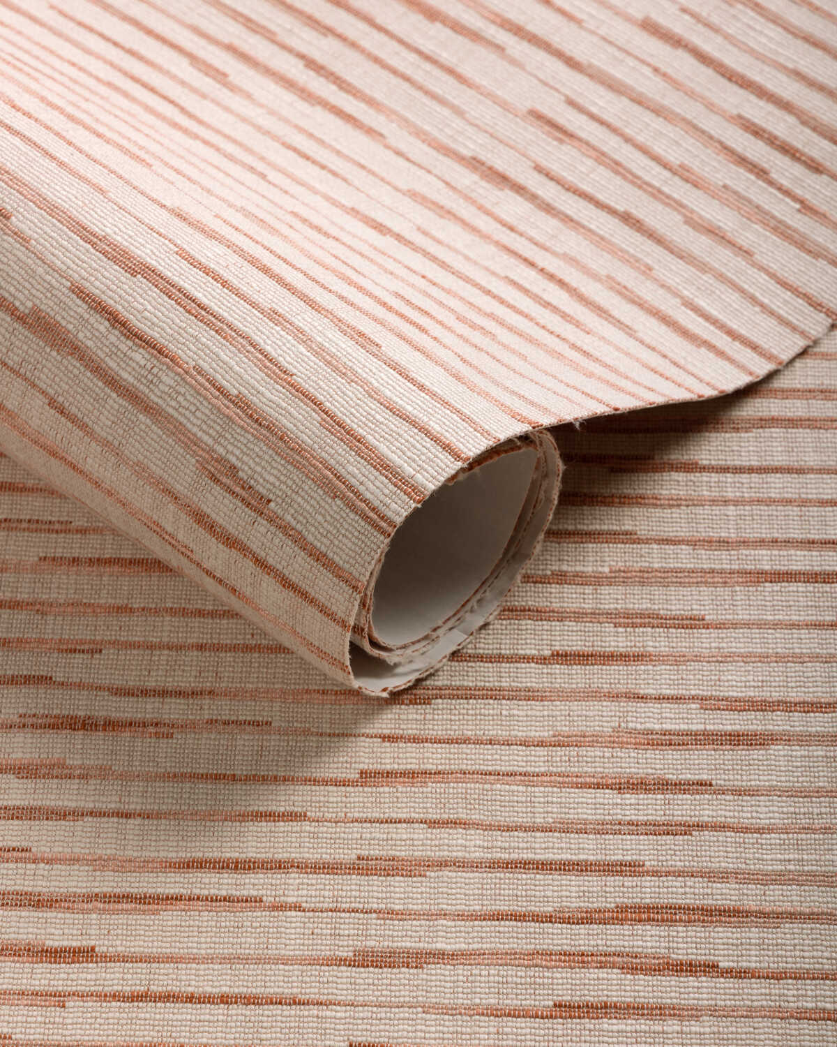 Torin Wc - Blush - LEE JOFA MODERN Wallpaper