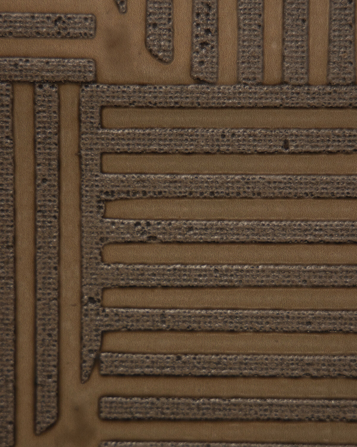 Tetra Wc - Walnut - Lee Jofa Wallpaper