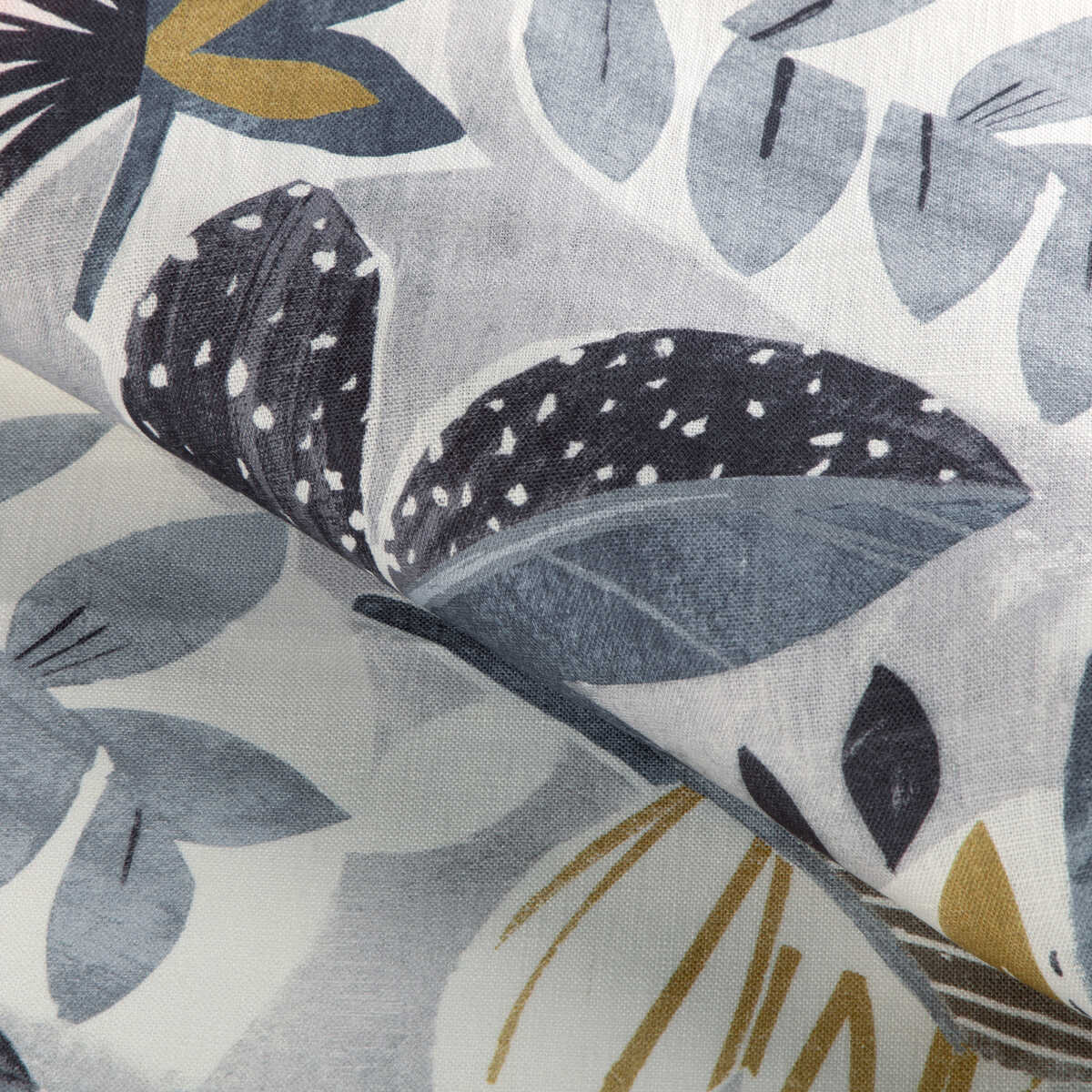 Leaf-A-Lot - Nickel - KRAVET BASICS Fabric
