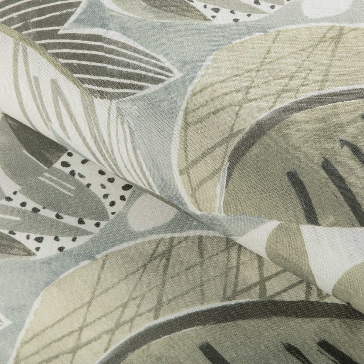 Leaf-A-Lot - Rattan - KRAVET BASICS Fabric