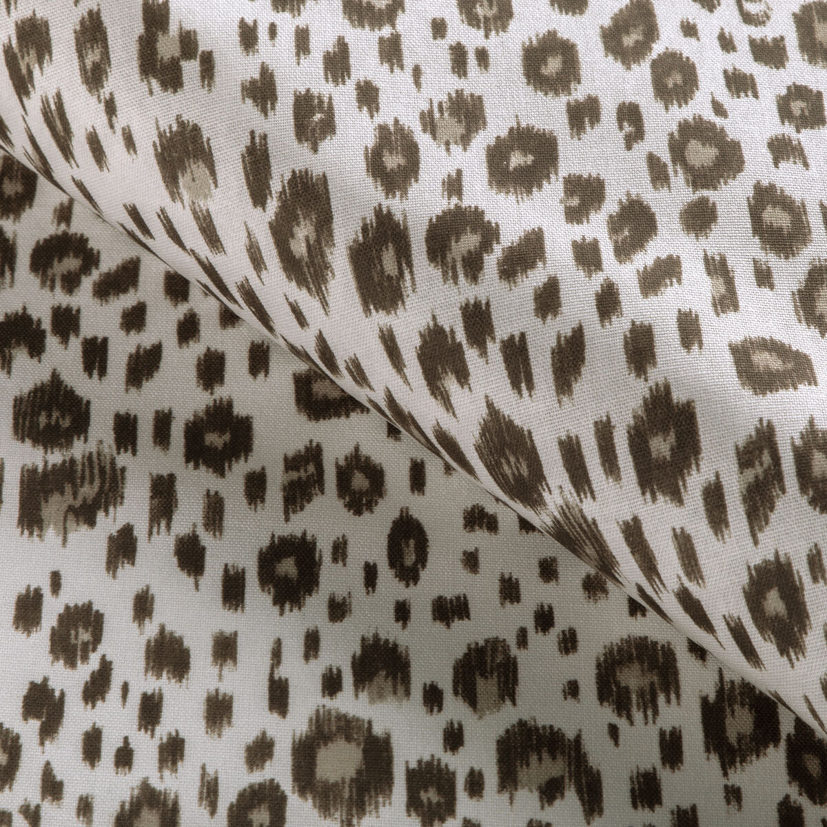 Leopardos - Java - Kravet Basics Fabric