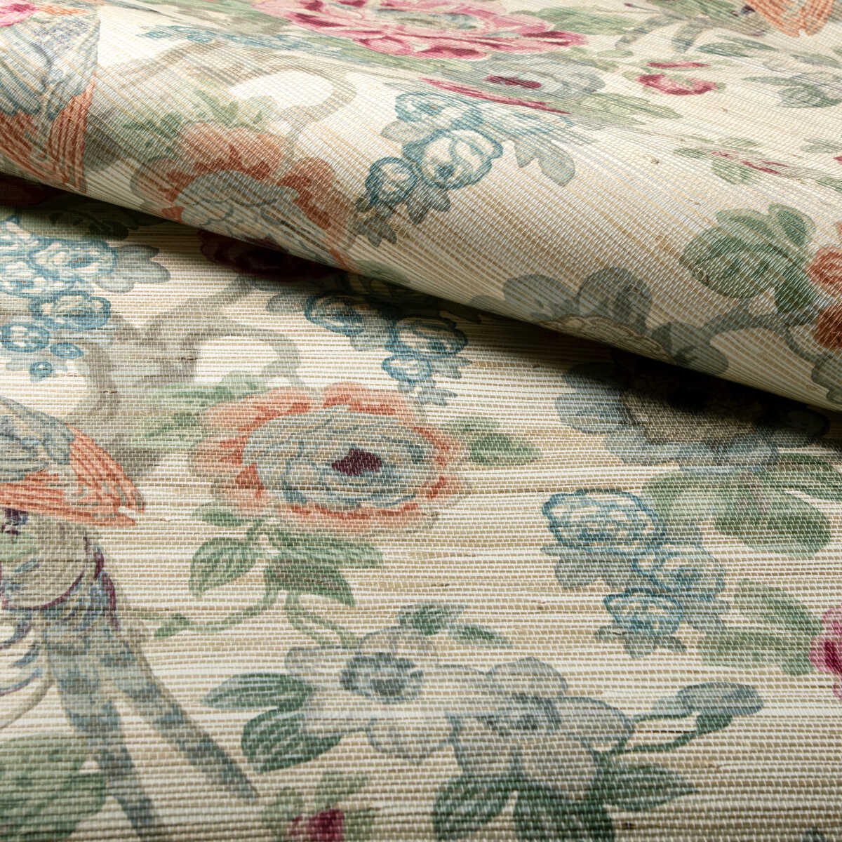 Avondale Paper - Berry/Slate - LEE JOFA Wallpaper
