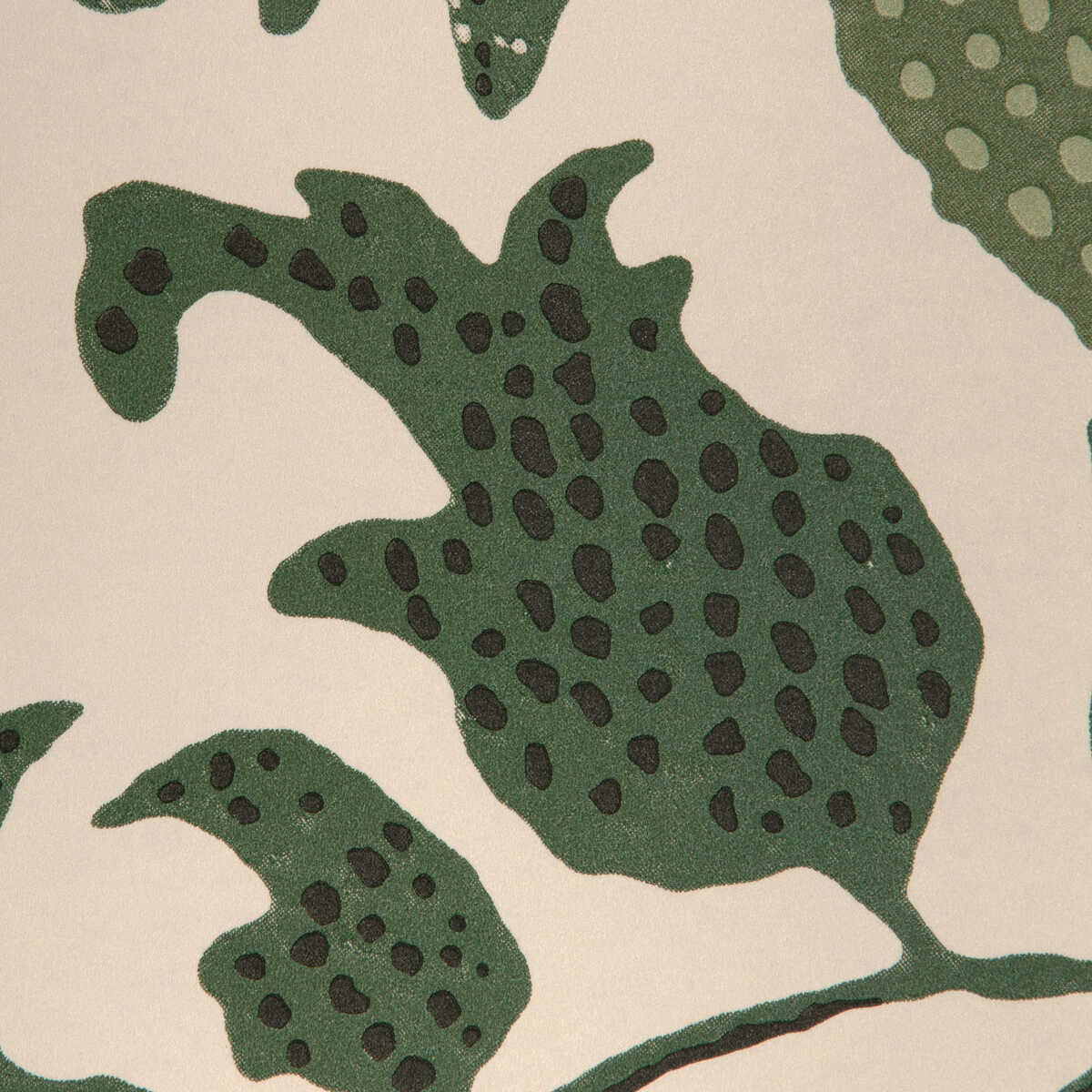Eldora - Juniper/Leaf - LEE JOFA Wallpaper