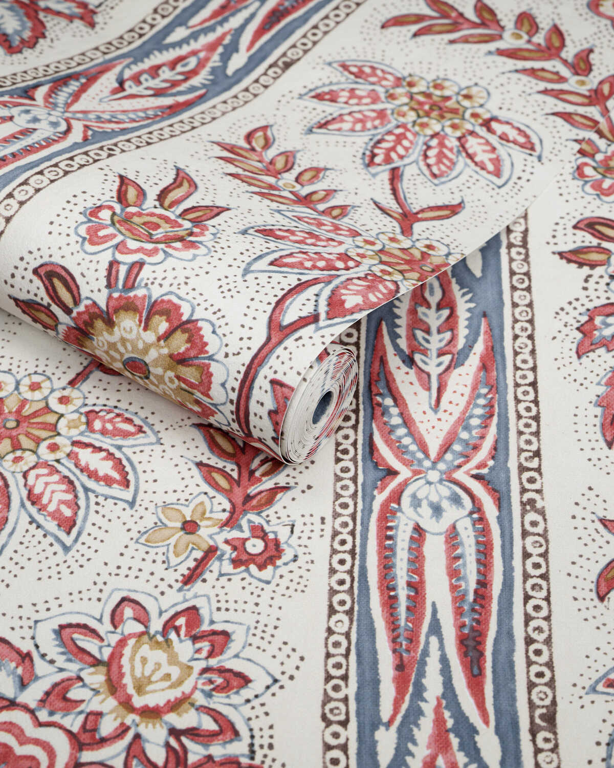 Margaux Paper - Brick - LEE JOFA Wallpaper
