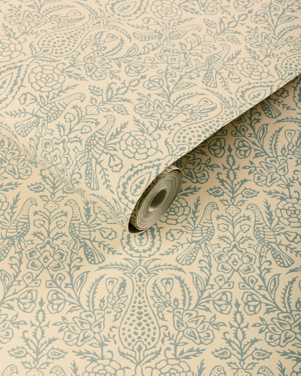 Haven Wc - Aqua - Lee Jofa Wallpaper