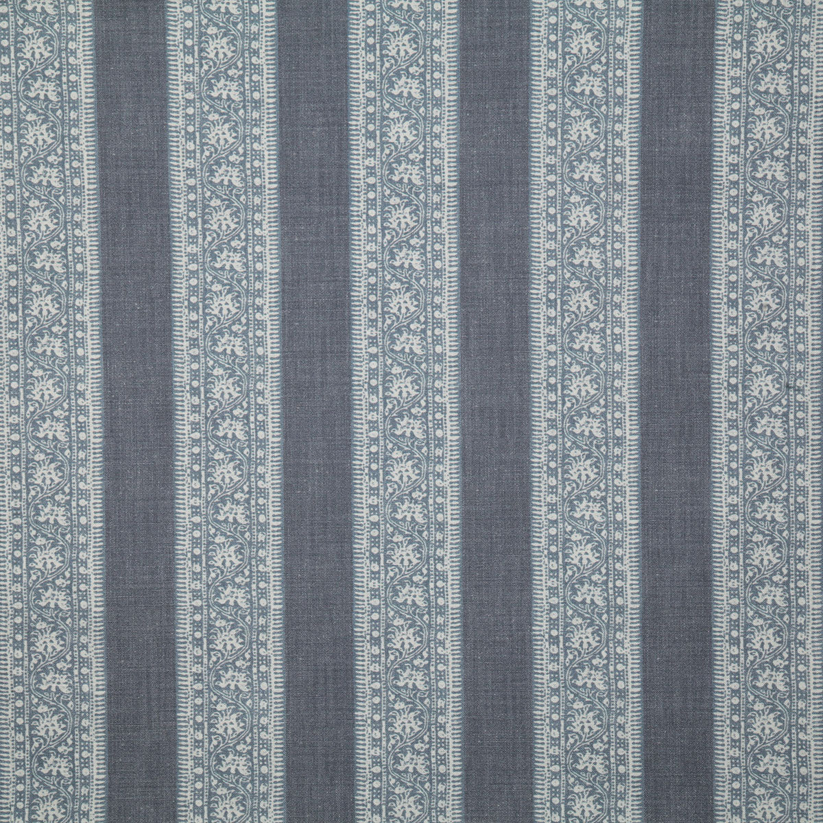p6668-kinross-chambray-pindler